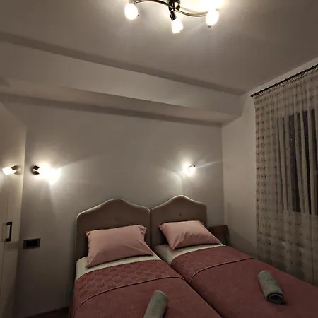 Glusac Lux Appartement Arandelovac
